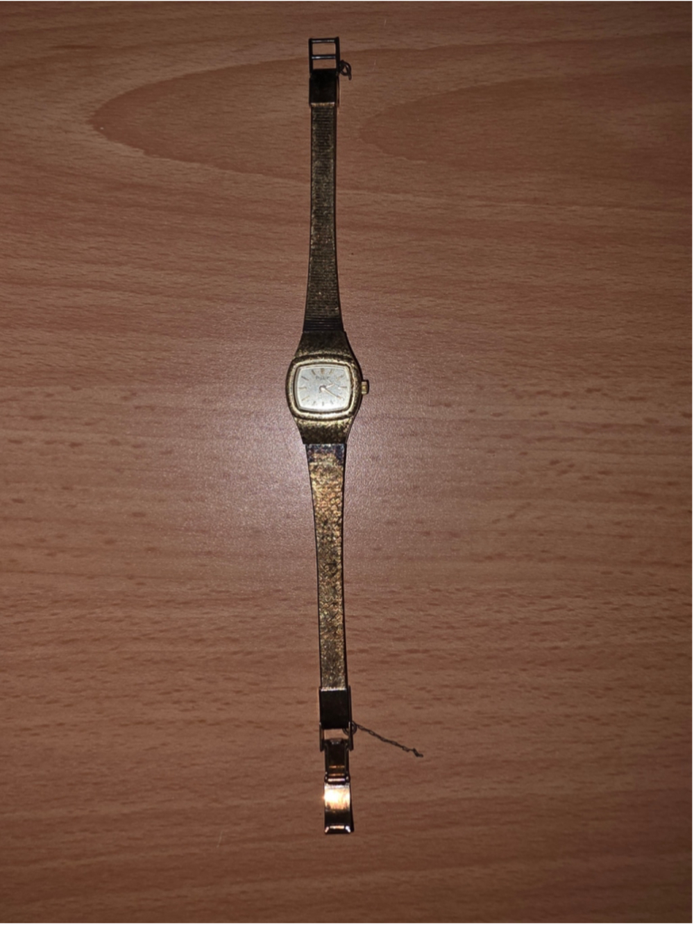 Vintage 1990 Pulsar Y480-5760 Ladies Quartz Watch Gold Tone Fresh Battery